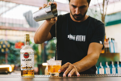 To Rum Old Fashioned στο Diego είναι η γεύση της δικής μου καλοκαιρινής Αθήνας