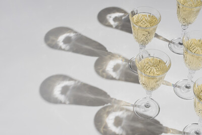 Mystic Brut Sparkling Wine από το Mega Spileo Estate: ‘Ένα φινετσάτο κρασί που δίνει γεύση στις χριστουγεννιάτικες στιγμές μας