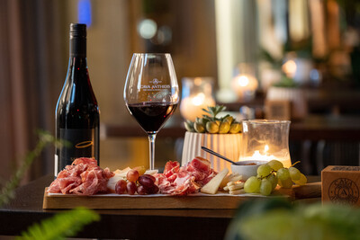 Festive Soirées στην CAVA ANTHIDIS Kolonaki