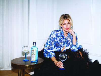 Bombay Sapphire X Vassia Kostara: Όταν το high fashion συναντά το πιο premium gin