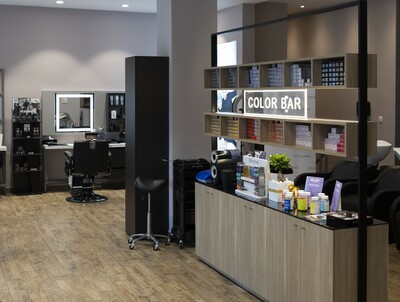 Llongueras Greece: To νέο ισπανικό hair salon της πόλης