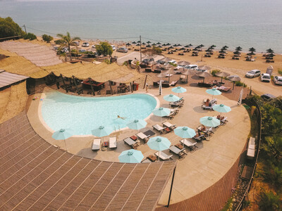ΚΟΑ beach pool bar