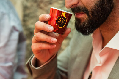 O L'OR Espresso λανσάρει τη συλλογή Passione Rossa: Εμπνευσμένη από τη συνεργασία με τη Ferrari Hypercar