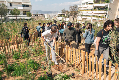 H Αθήνα έχει πλέον το δικό της micro forest χάρη στη L’ Oreal Hellas