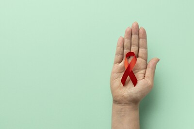 Η νέα, ανατρεπτική καμπάνια και το αιχμηρό μήνυμα της Gilead Sciences για την Παγκόσμια Ημέρα AIDS