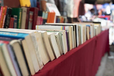 Χριστουγεννιάτικο bazaar βιβλίου από τις Εκδόσεις Καπόν
