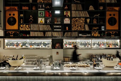 Ένα από τα πιο εμβληματικά wine bar του κόσμου έρχεται στην Αθήνα για τα δεύτερα γενέθλια του Pharaoh