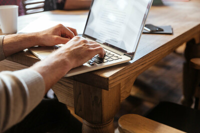 kariera.gr: Περισσότερες από 950 online συνεντεύξεις στη Virtual Tourism Career Day