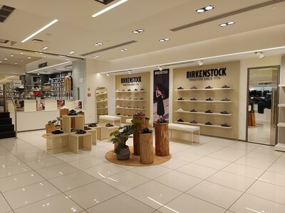 Νέο corner Birkenstock στο πολυκατάστημα Attica City Link