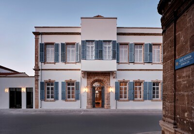 Ένα αρχοντικό του 1900 μεταμορφώθηκε σε κομψό boutique hotel στην καρδιά της Λευκωσίας