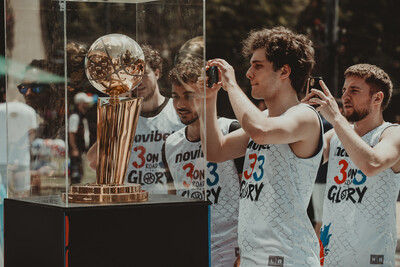 Η Novibet έφερε τη μαγεία του NBA στο κέντρο της Αθήνας με το ‘3on3 Road To Glory’