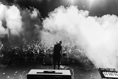 Voés Festival 2025: Εκεί που η μουσική συναντά τη φύση - και η Judy… αγνοείται