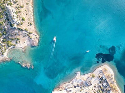 Μια ιστορία φωτός: Όταν η ζωή σου στο νησί αποκτά νέες προοπτικές