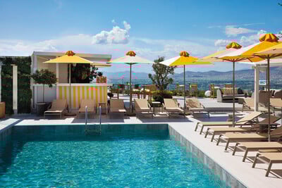 Vertigo Pool & Sunset Bar: Το καλοκαίρι στην Αθήνα γίνεται προσωπική υπόθεση