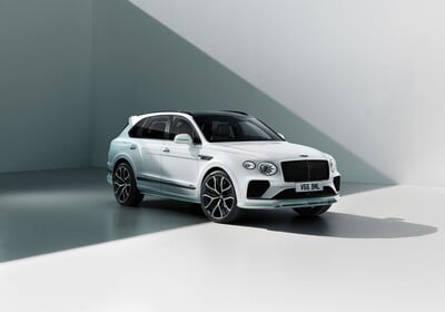 Αποκάλυψη για τη νέα Bentley Bentayga Speed