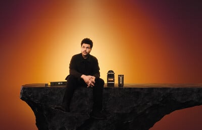 H νέα συνεργασία της Nespresso με τον The Weeknd είναι μια επιστροφή στις ρίζες της γεύσης και της δημιουργίας