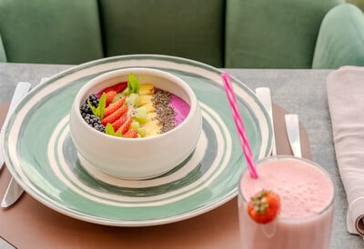 Sunday Friends & Family Brunch: Οι Κυριακές αποκτούν ξανά γεύση και χρώμα