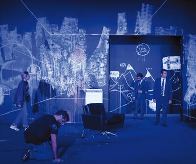 Ο Εχθρός του Λαού στο θέατρο Κνωσός