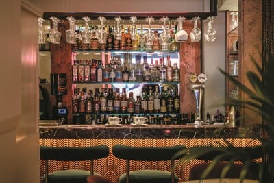 Da Sotto Resto Bar: Μόλις βρήκες έναν καλό λόγο για βόλτα στα δυτικά προάστια