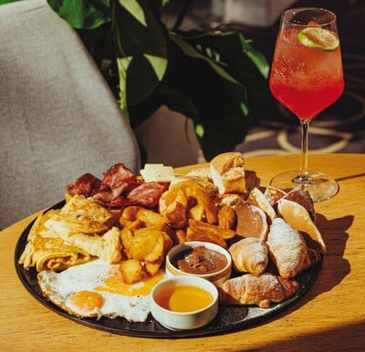 Méra day & night All-day προορισμός που δίνει νέο νόημα στη μέρα σου