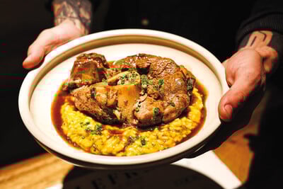 Λεύκες: Γνώριμες συνταγές μαγειρεμένες για να μας εκπλήσσουν