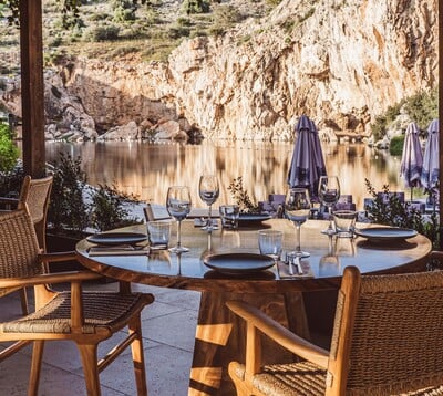 Ramen Weekends στο AbraOvata στη Λίμνη Βουλιαγμένης