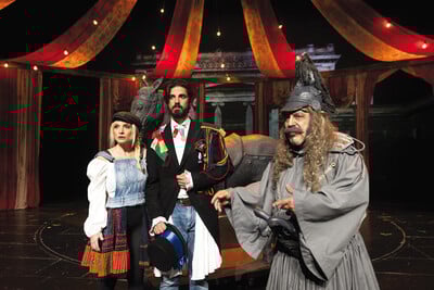 «Το μεγάλο μας τσίρκο» του Ιάκωβου Καμπανέλλη