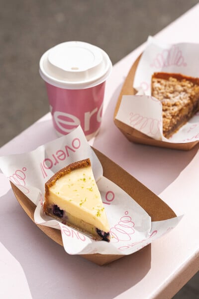 Overoll Αιγάλεω: Το brunch που έλειπε από τη γειτονιά του Αιγάλεω