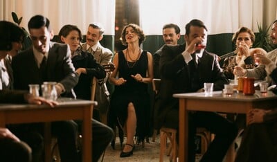 ASTORIA: Μια μουσική ιστορία για τους Έλληνες που άντεξαν