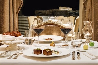 Nico Lazaridi “Μαγικό Βουνό”: Μία επετειακή οινική εμπειρία στο εστιατόριο Tudor Hall