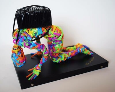 «Οι άνθρωποί μου»- Η τέχνη της επανάχρησης: Μια εικαστική έκθεση με οικολογικό αποτύπωμα