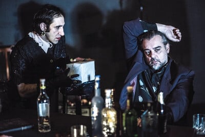 Ιβάνοφ! του Άντον Τσέχοφ: Η παράσταση του Γιάννη Χουβαρδά είναι από εκείνες που πρέπει να δεις