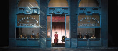 Astoria: H ξενιτιά γίνεται τραγούδι στη σκηνή του Παλλάς