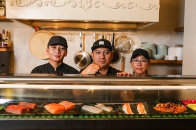 «Drunk Duck»: Η νέα γευστική εμπειρία σούσι που ανεβάζει τον πήχη στην ασιατική κουζίνα