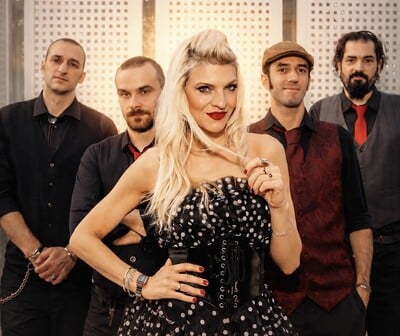 From Swing to Rock ’n’ Roll by Vanila Swing: Ένα μουσικό ταξίδι στις δεκαετίες που αγαπήσαμε