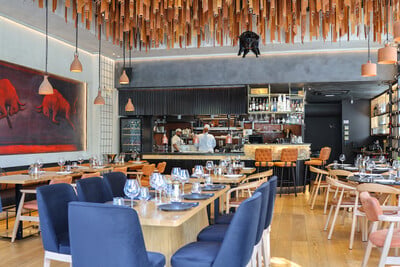 Burnt Bone: Ένα steakhouse με fusion επιρροές