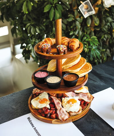 Braxton: Το brunch spot με τον viral Πύργο και τον ψαγμένο καφέ