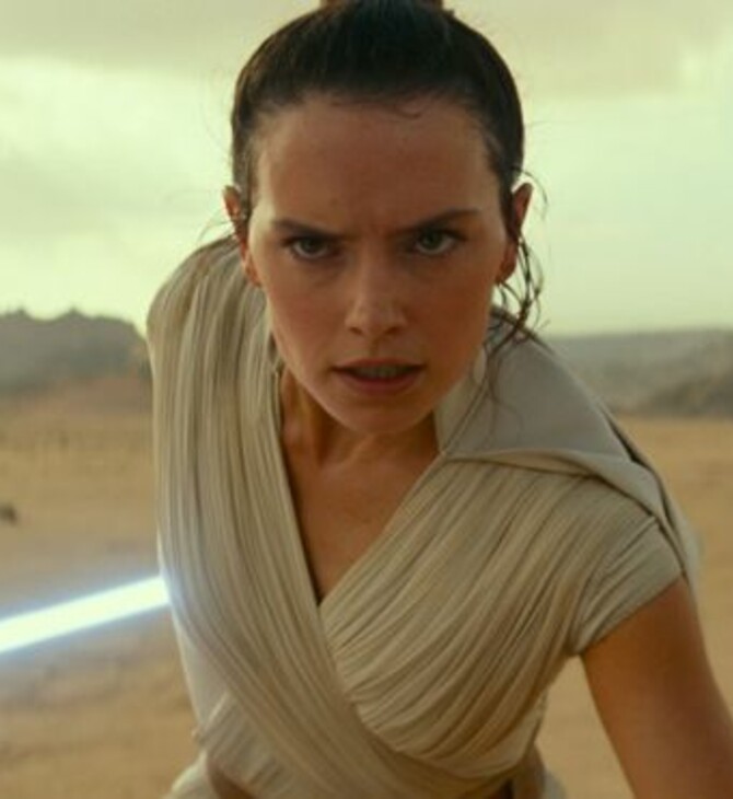 Skywalker Η Άνοδος: Η Disney έκοψε σκηνή με το φιλί δύο γυναικών στο νέο Star Wars
