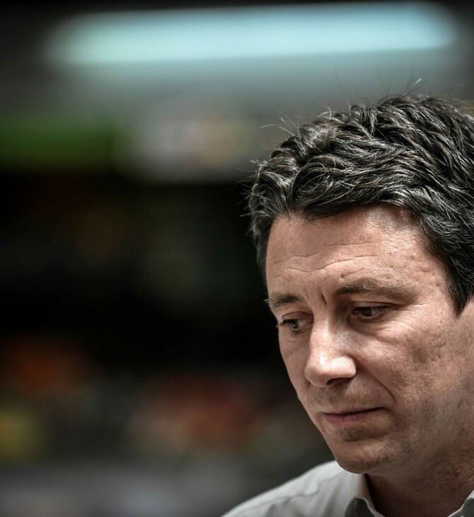 Πιοτρ Παβλένσι: Συνελήφθη και η σύντροφος του - Εμπλέκεται στη διαρροή σεξ βίντεο με υποψήφιο του Μακρόν