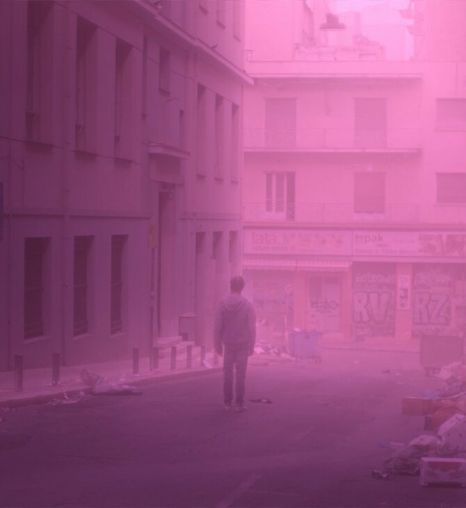 Δύο αγόρια σε μια δυστοπική Αθήνα: Δείτε το τρέιλερ της νέας ταινίας του Θανάση Τσιμπίνη «Escaping the fragile planet»