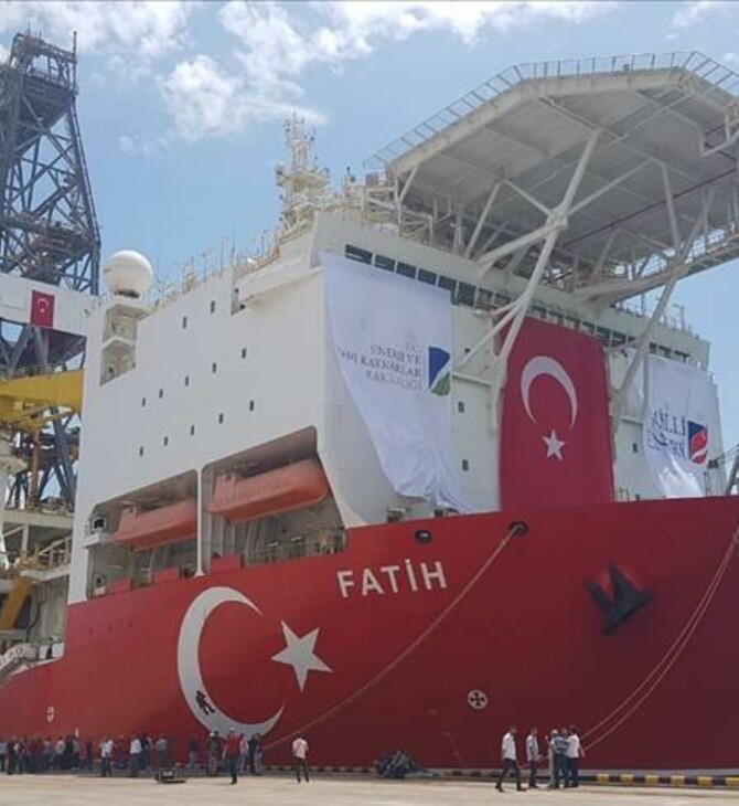 Τουρκία: Το γεωτρύπανο «Φατίχ» βάζει πλώρη για τη Μαύρη Θάλασσα
