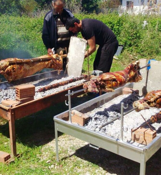 Κορωνοϊός: Απαγορεύονται οι επισκέψεις σε σπίτια συγγενών και φίλων ανήμερα το Πάσχα