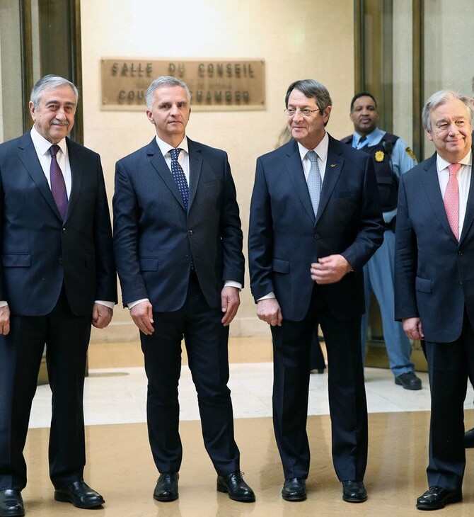 Κυπριακό: Ένταση μεταξύ Ακιντζί -Όζγκιουργκιουν για το εδαφικό