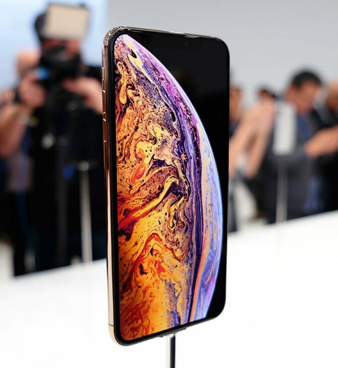 Δεν πουλάνε αρκετά τα νέα Phone - Η Apple μείωσε την παραγωγή λόγω χαμηλής ζήτησης