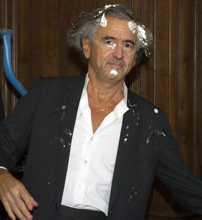 Bernard-Henri Lévy (BHL). Ο φιλόσοφος ζαχαροπλάστης.