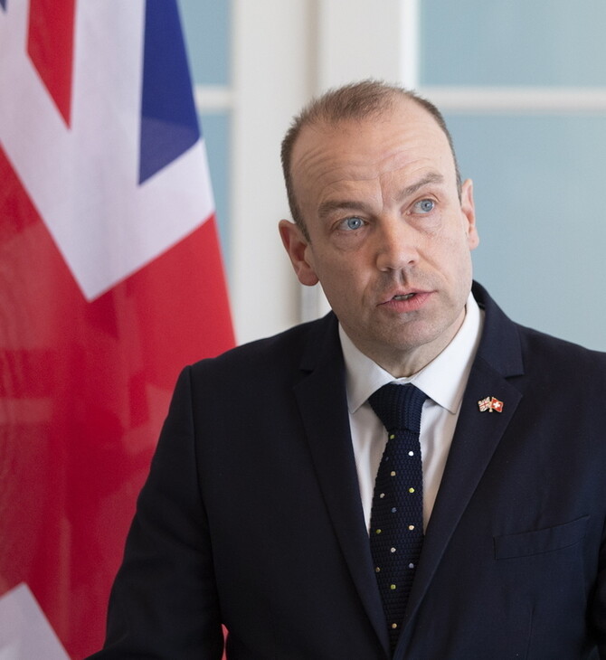 Βρετανία: Εκτός κυβέρνησης ο υφυπουργός Brexit - Δεύτερη παραίτηση σε μία μέρα