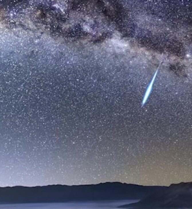 Υδροχοΐδες: Απόψε η δεύτερη ανοιξιάτικη βροχή διαττόντων αστέρων από τον κομήτη του Χάλεϊ