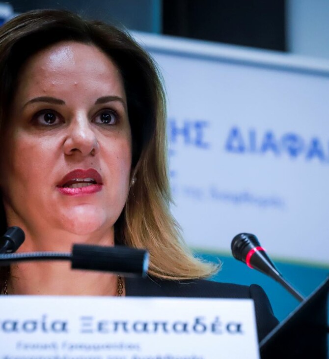 Ξεπαπαδέα: Η γ.γ Καταπολέμησης Διαφθοράς σε εταιρεία που παίρνει δημόσια έργα