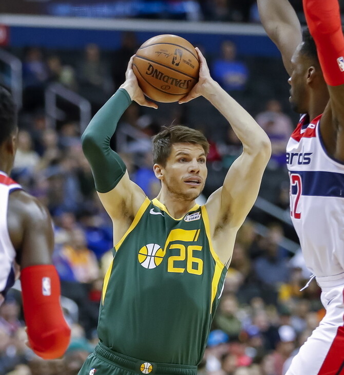 NBA: «Να τραβήξουμε μια γραμμή» - Συγκλονιστικό μανιφέστο κατά του ρατσισμού από τον Κάιλ Κόρβερ