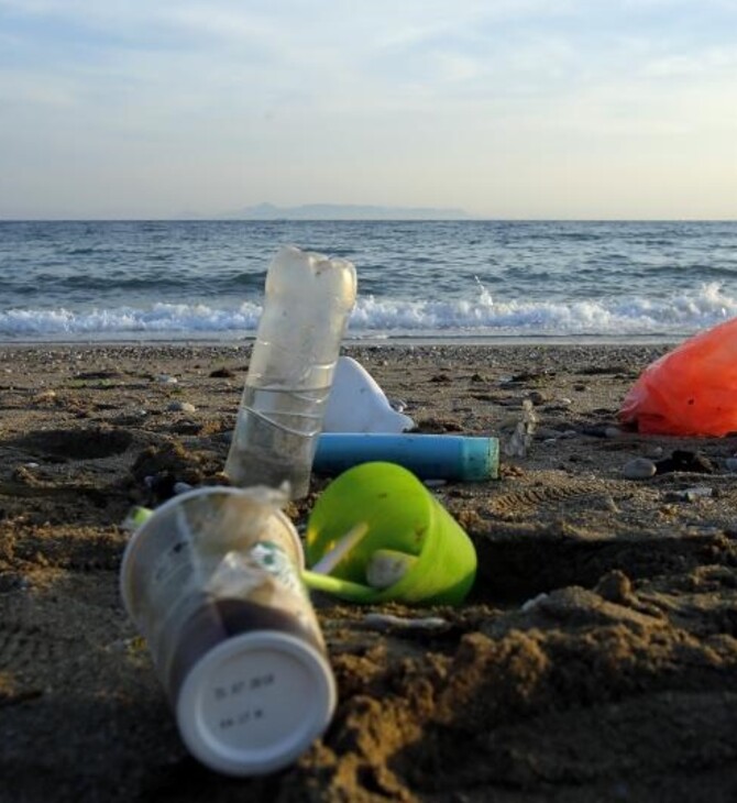 Η Γαλλία έχει το ρεκόρ των πλαστικών απορριμμάτων στη Μεσόγειο